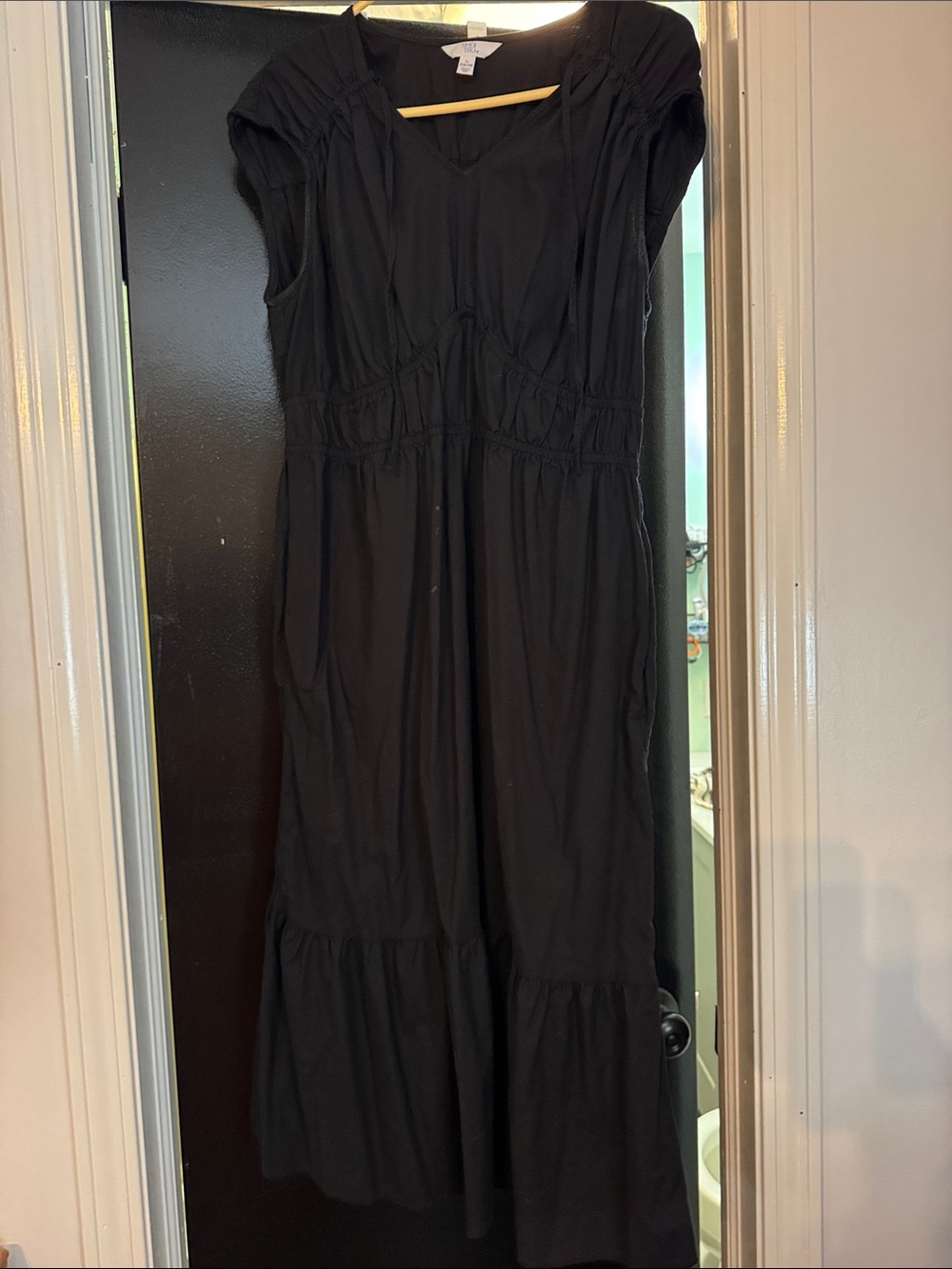 Time and Tru Black Tiered Midi Dress